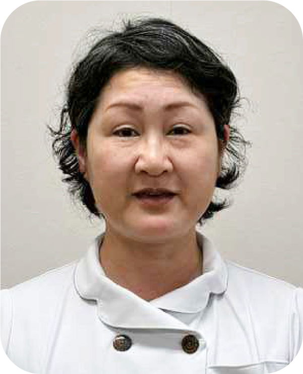 看護師長 麓 由紀子
